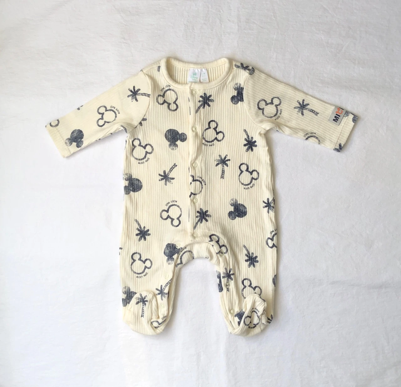 Thin Disney Orchestra Pajamas 1 Month – photo 2